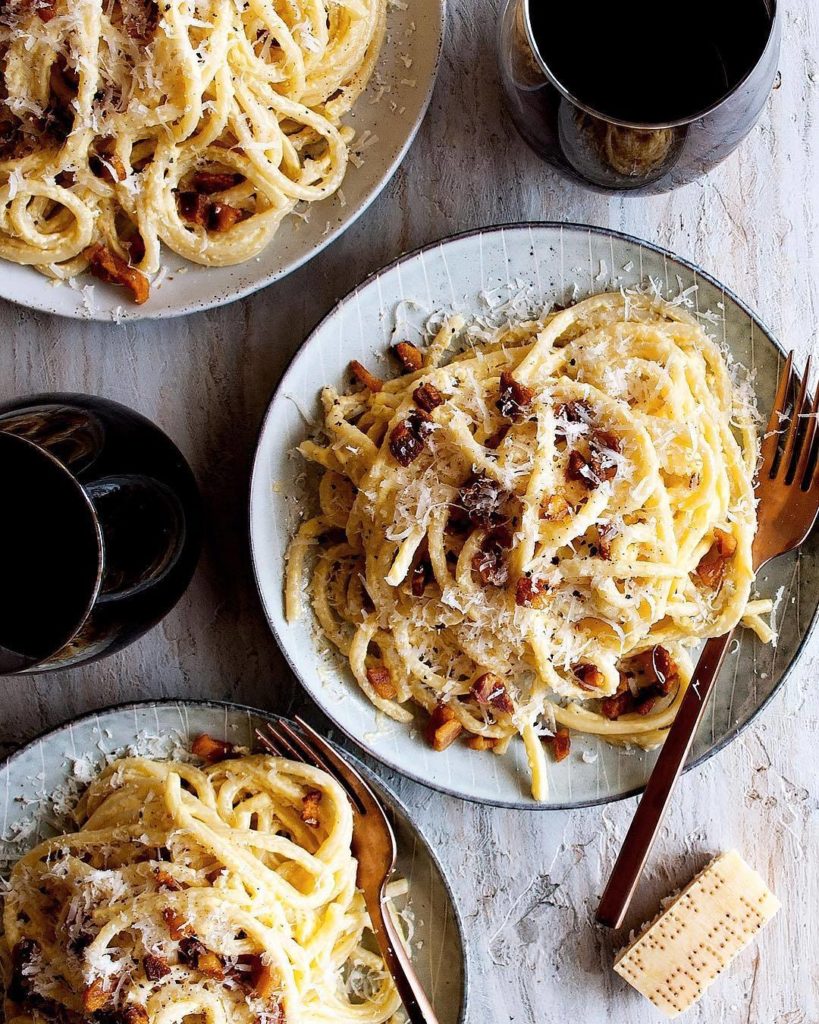 bowls of pasta