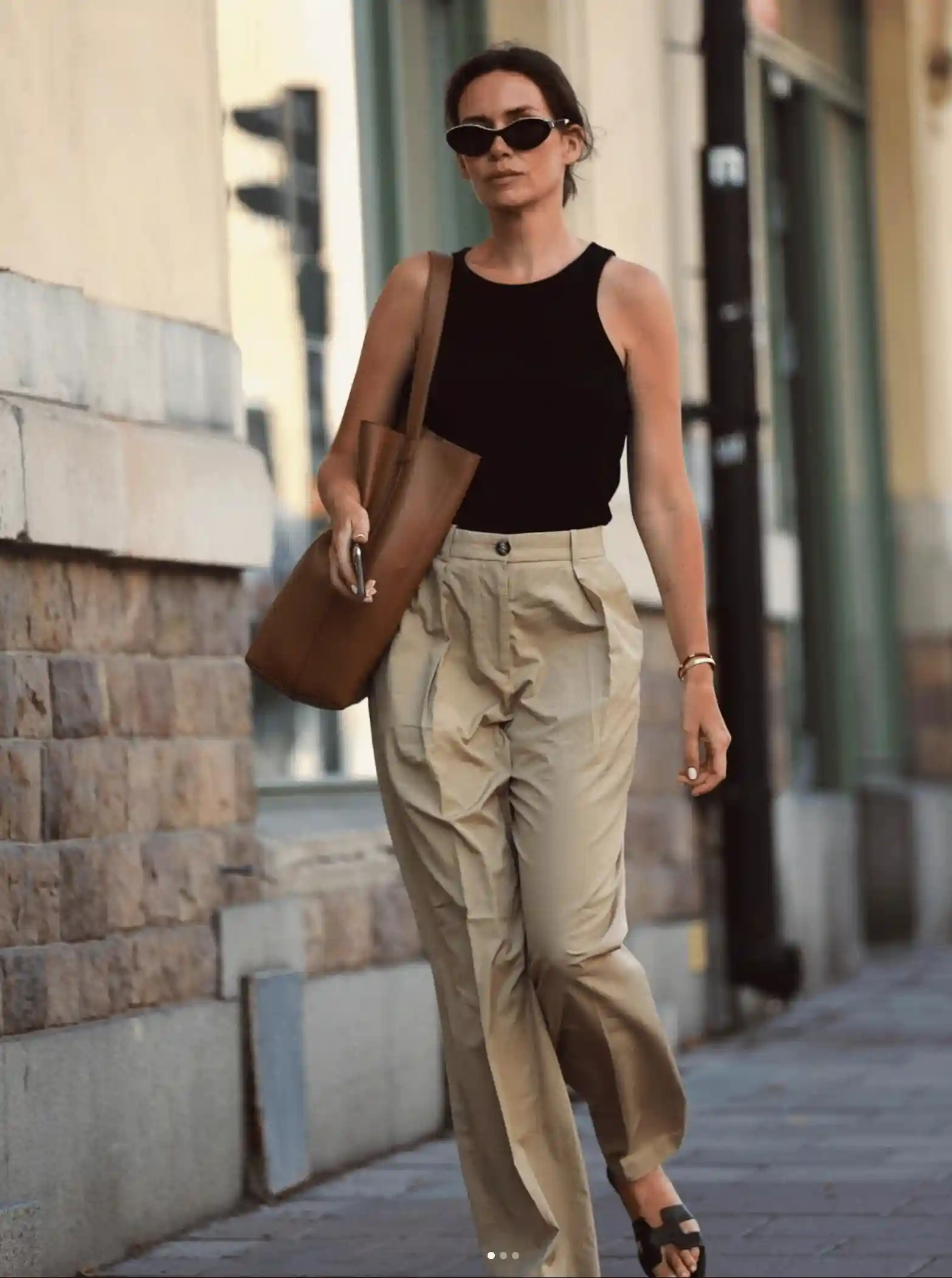 pleated pants street style