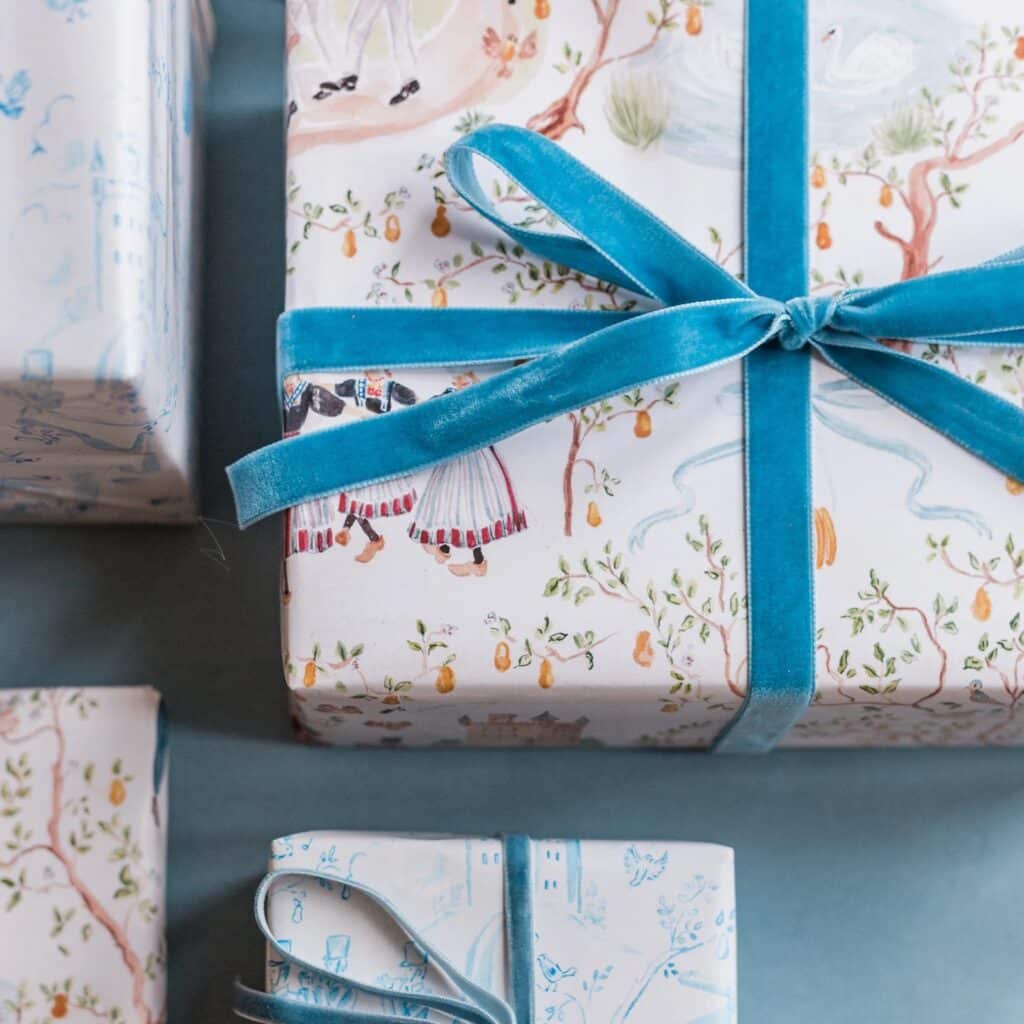 holiday gift wrap