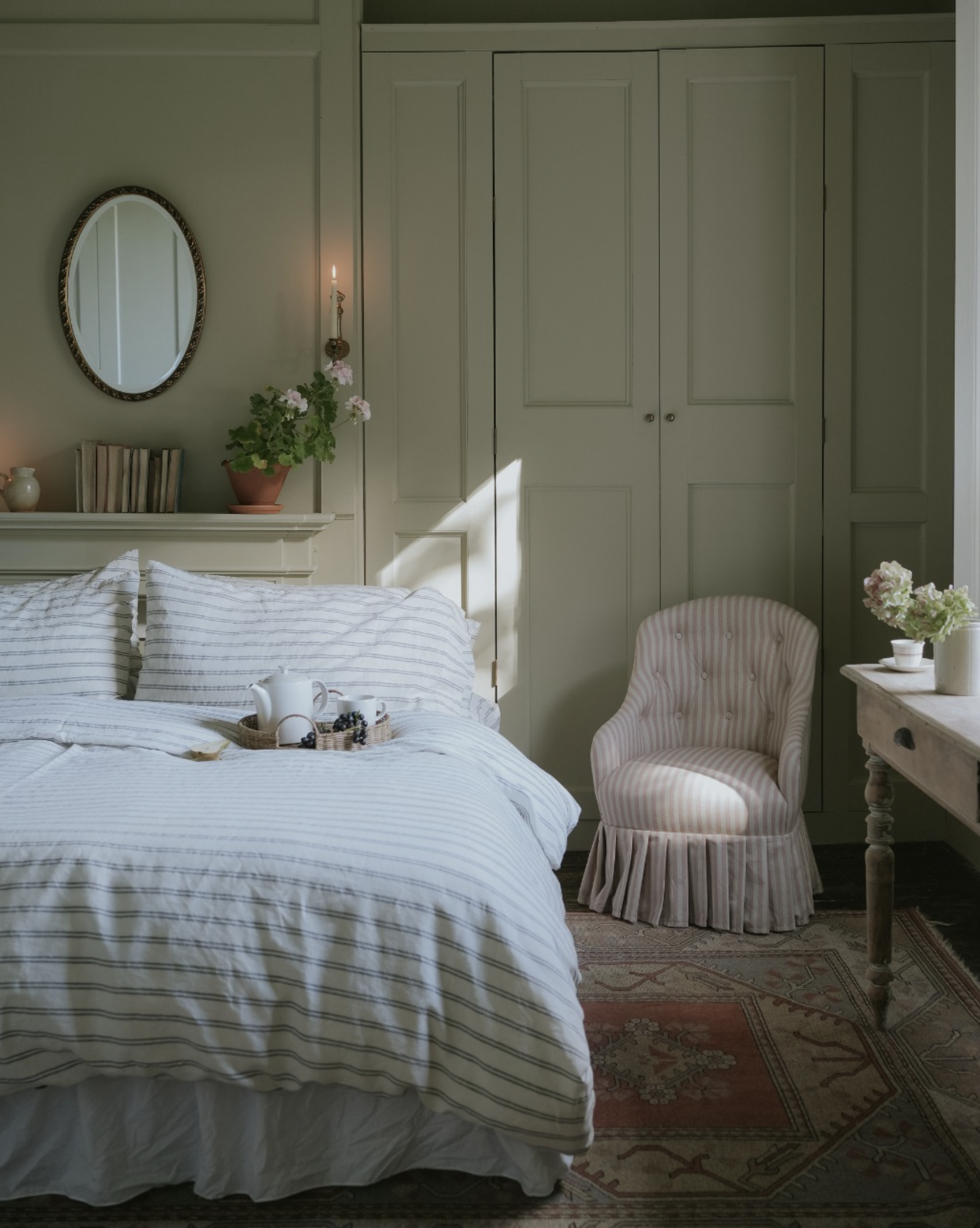 piglet in bed linen sheets