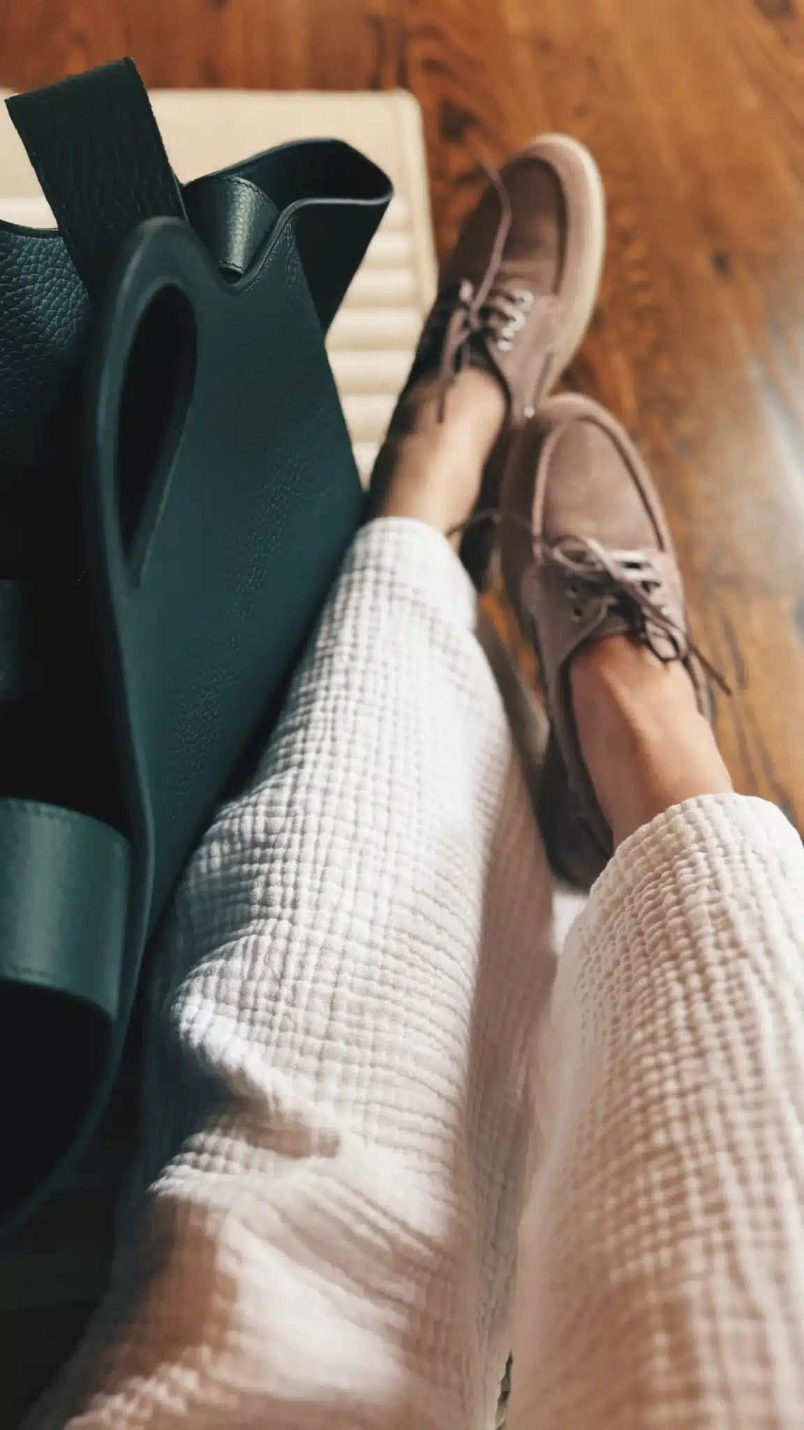 boat shoes street style