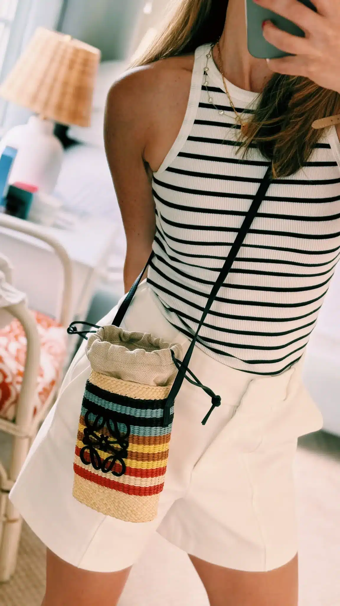 leowe crossbody