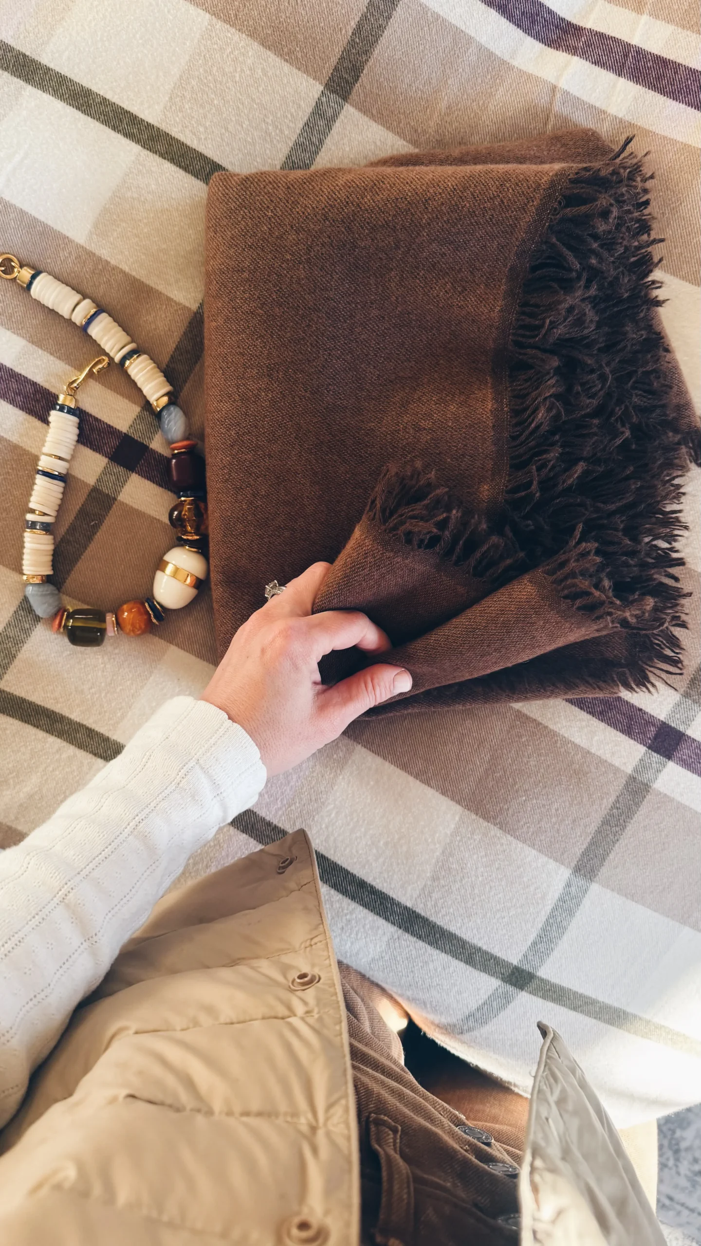 alice-walk-cashmere-wrap