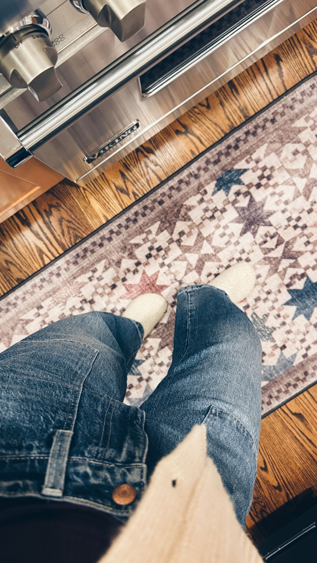 pistola barrel jeans