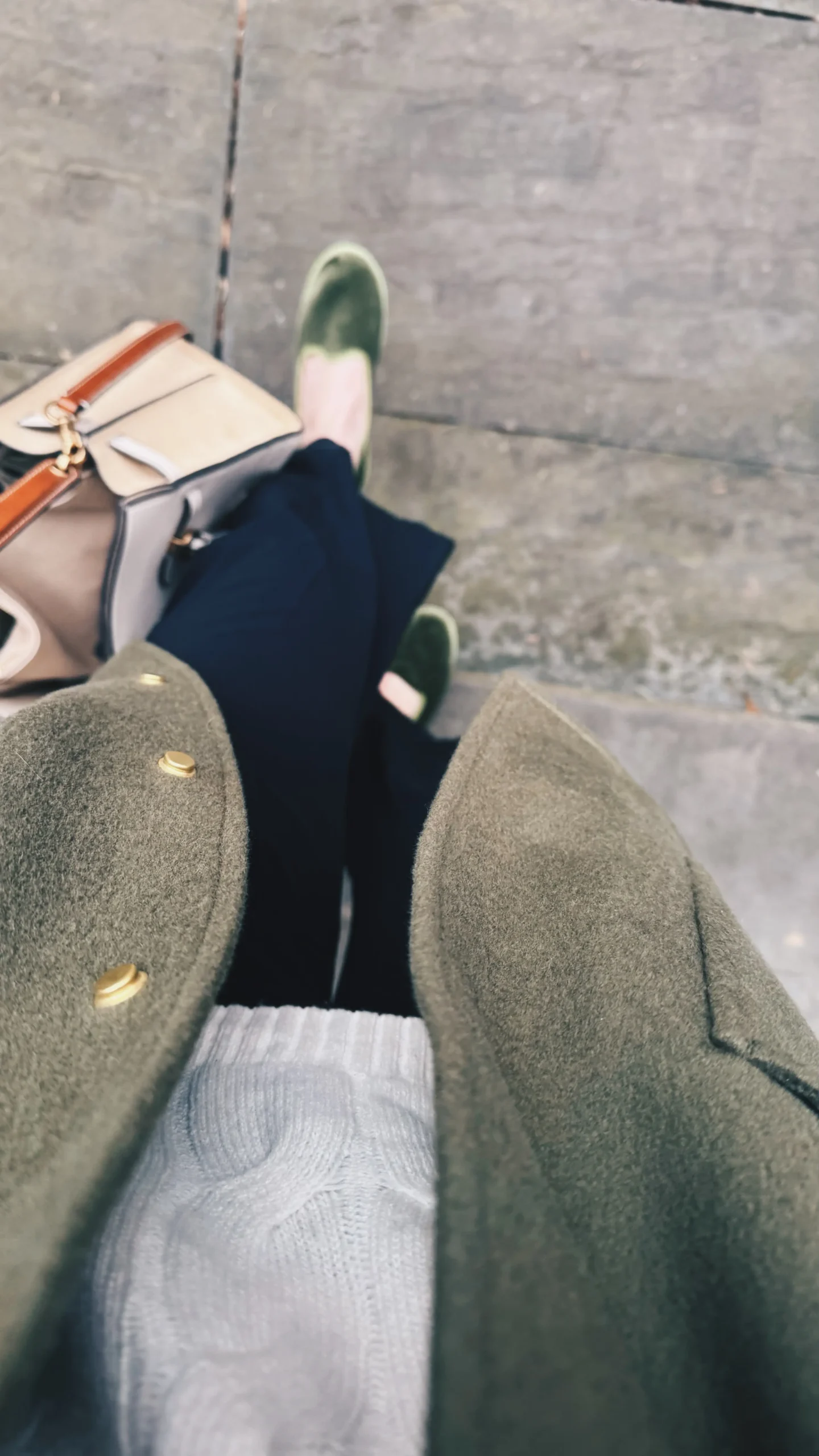 ruti-on-the-loose-pants