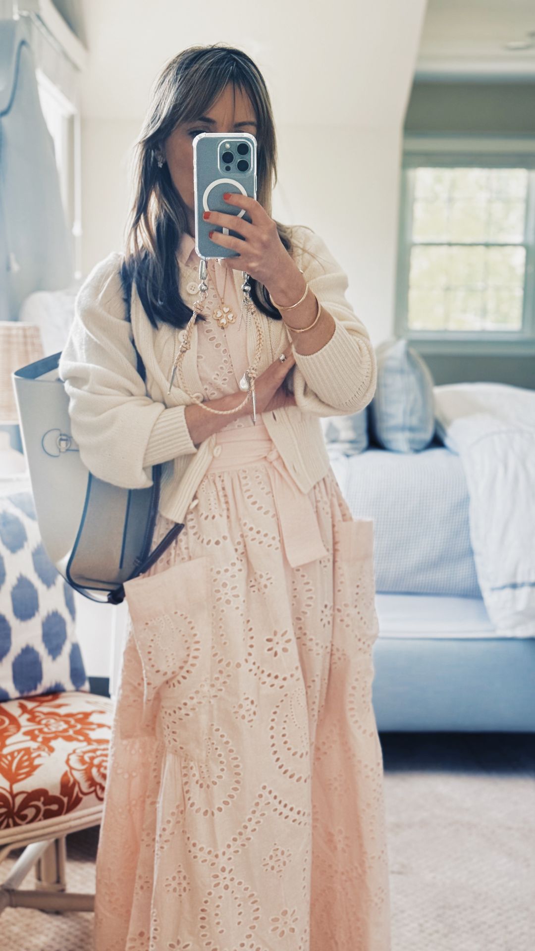 pink eyelet