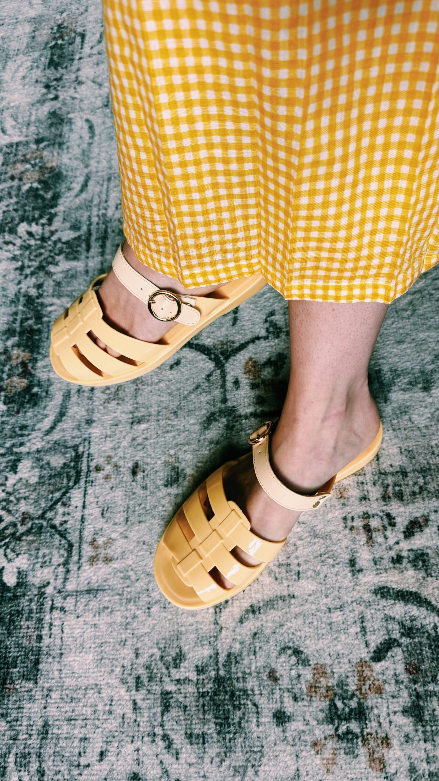 yellow sandals 