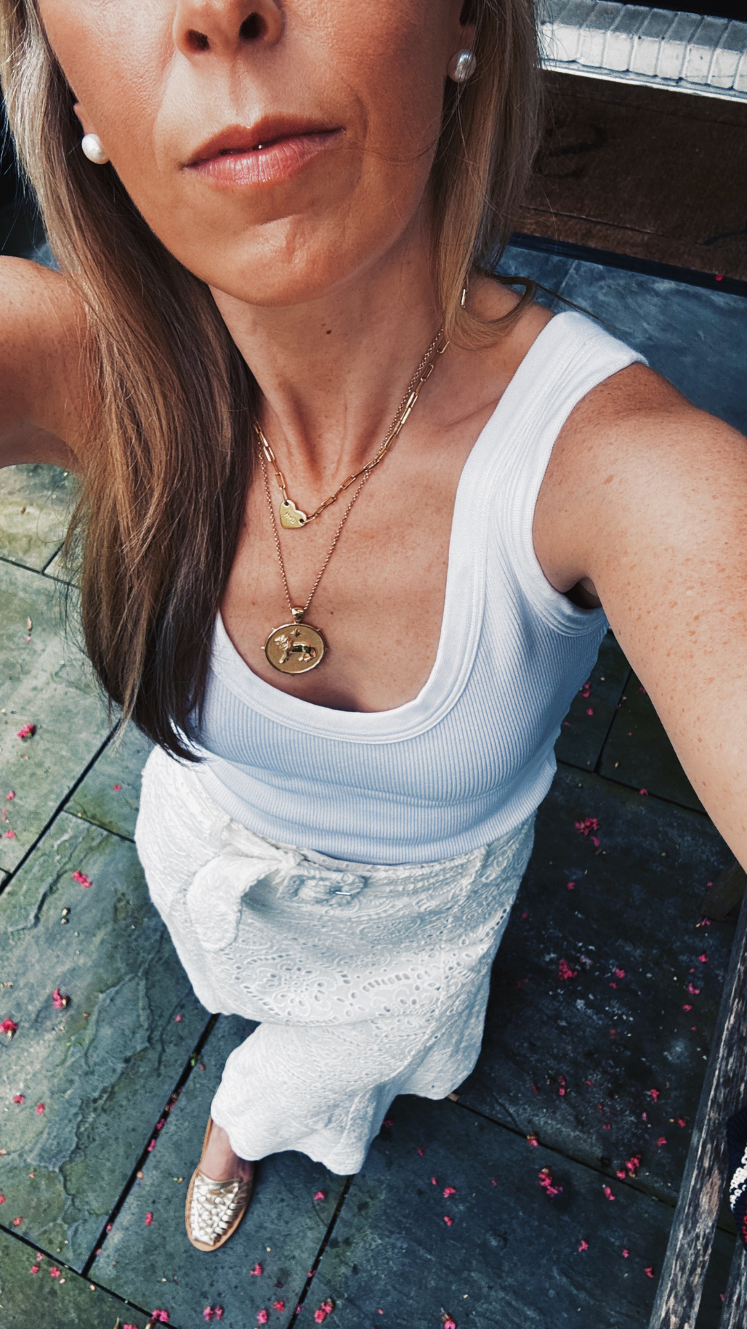 scoop tank top