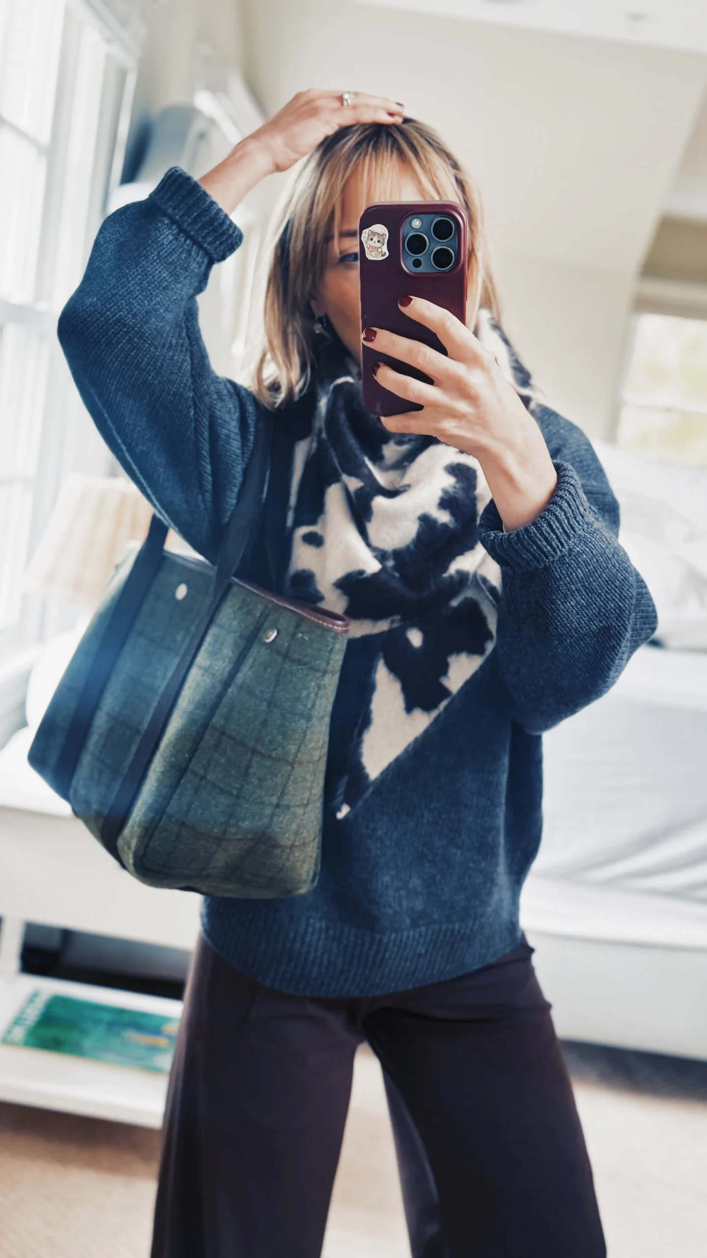 styling ruti on the loose pants