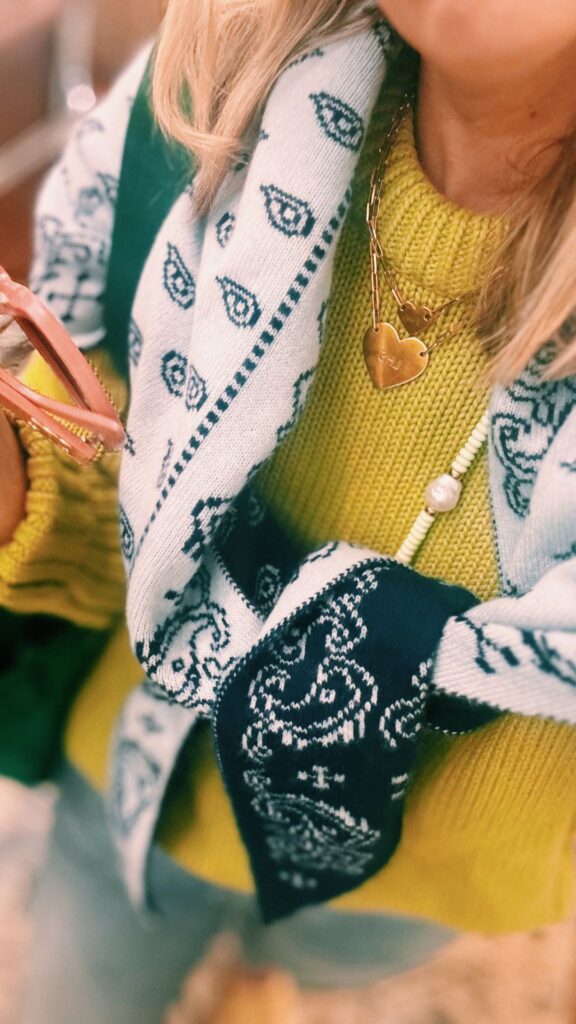 Bandana scarf 