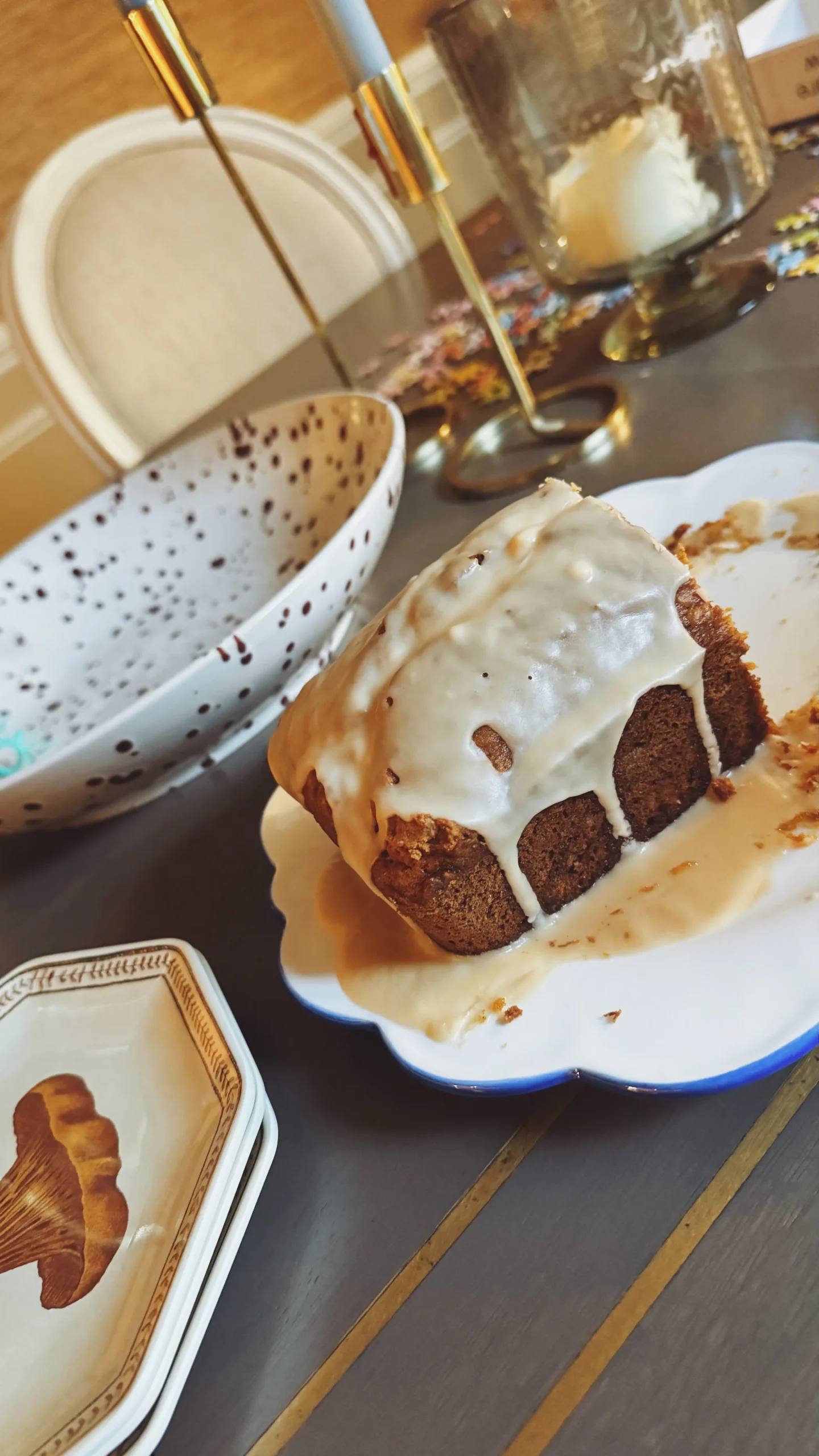pumpkin bread with maple glaze